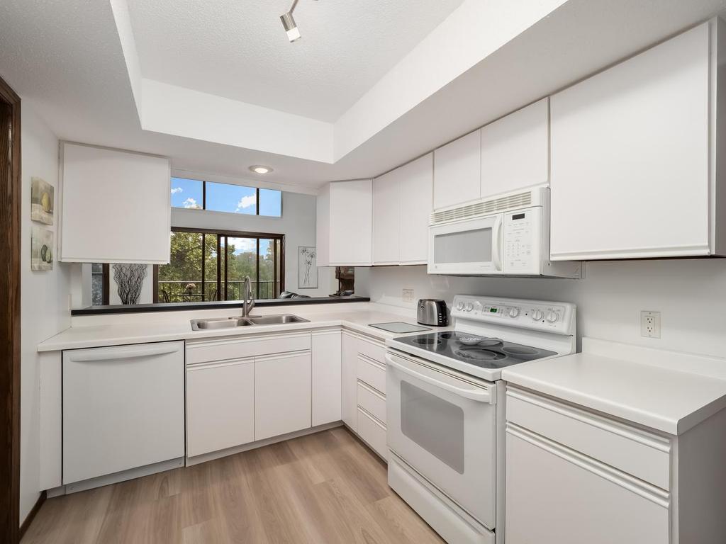 9700 Portland Avenue S #331 Bloomington MN 55420 7066573 image13