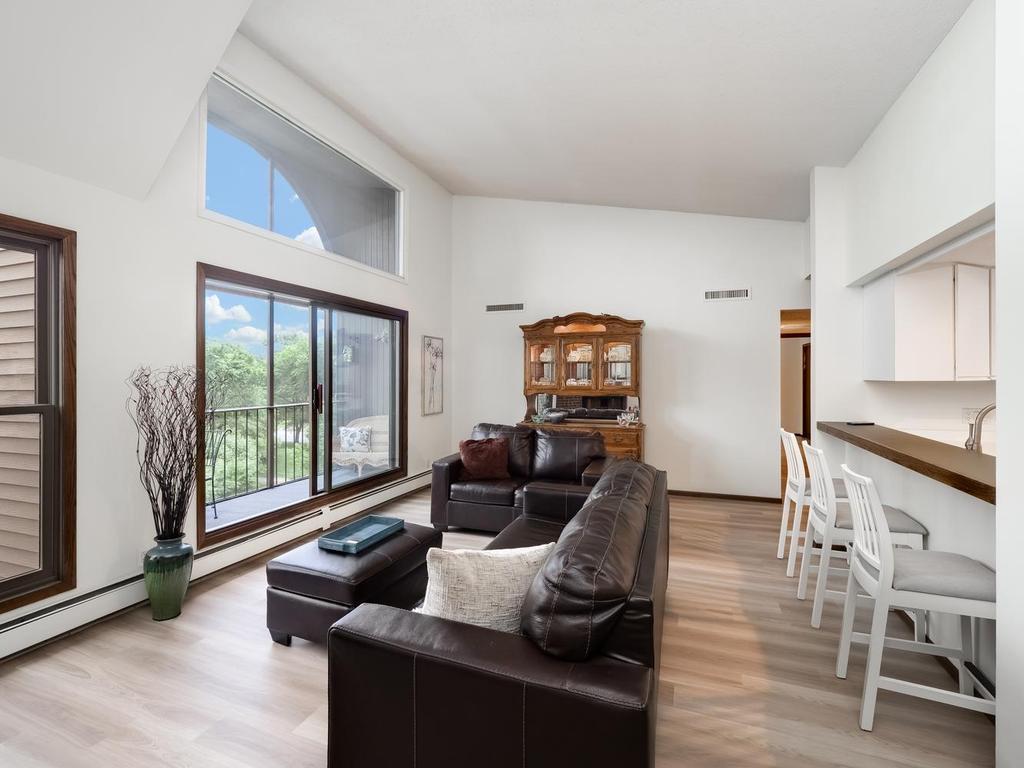 9700 Portland Avenue S #331 Bloomington MN 55420 7066573 image4