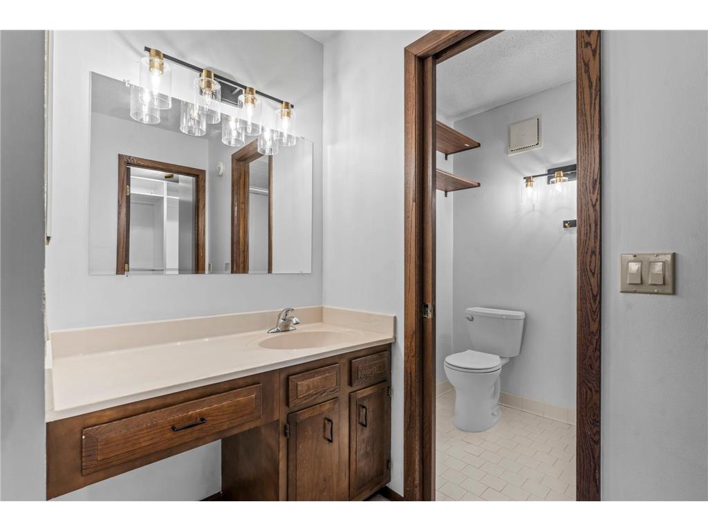 9700 Portland Avenue S #332 Bloomington MN 55420 7033321 image11