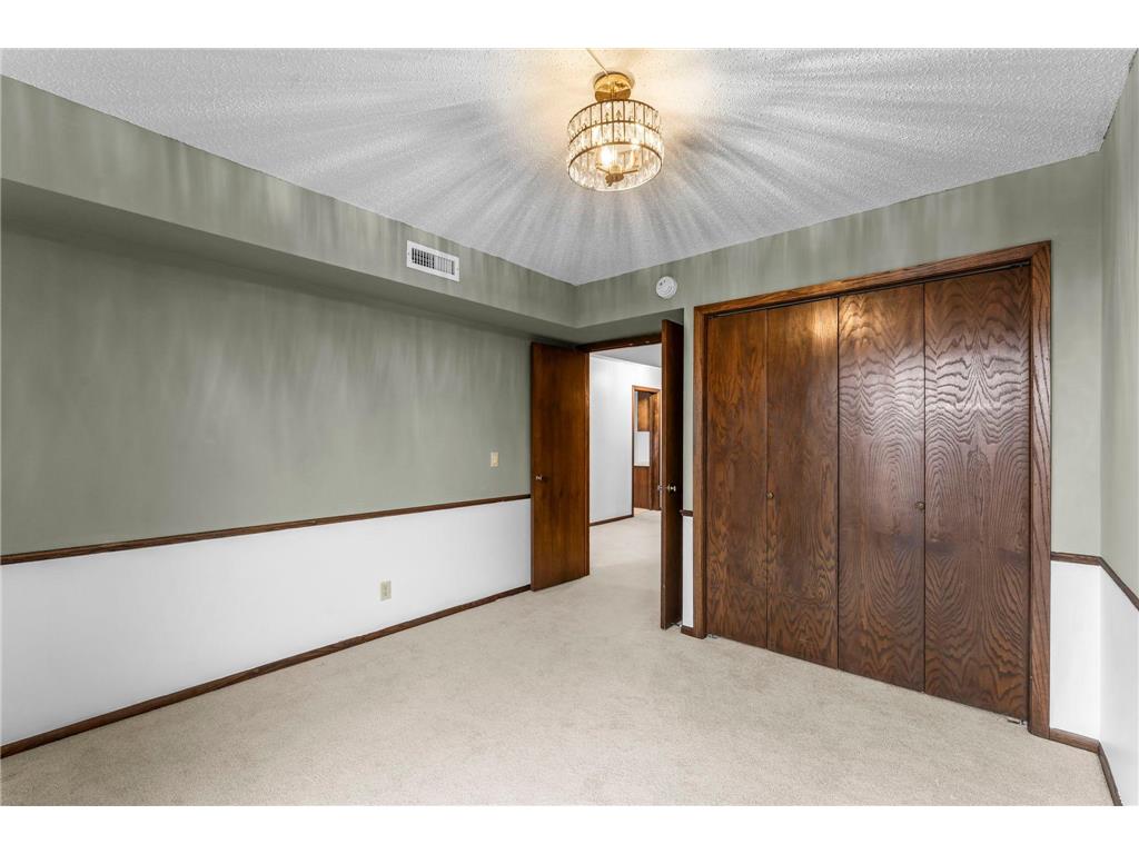 9700 Portland Avenue S #332 Bloomington MN 55420 7033321 image14