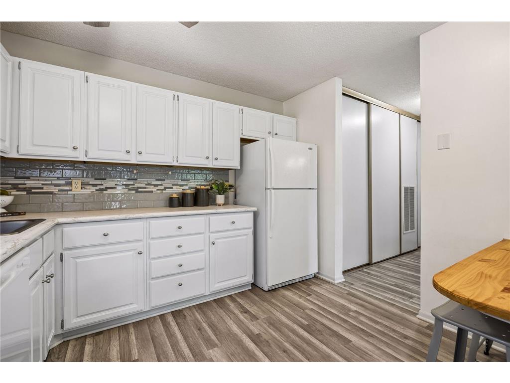 9701 Cimarron Trail Minnetonka MN 55305 7071974 image13