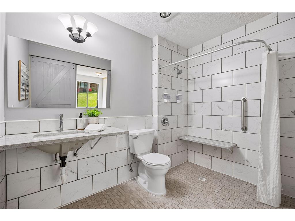 9701 Cimarron Trail Minnetonka MN 55305 7071974 image21