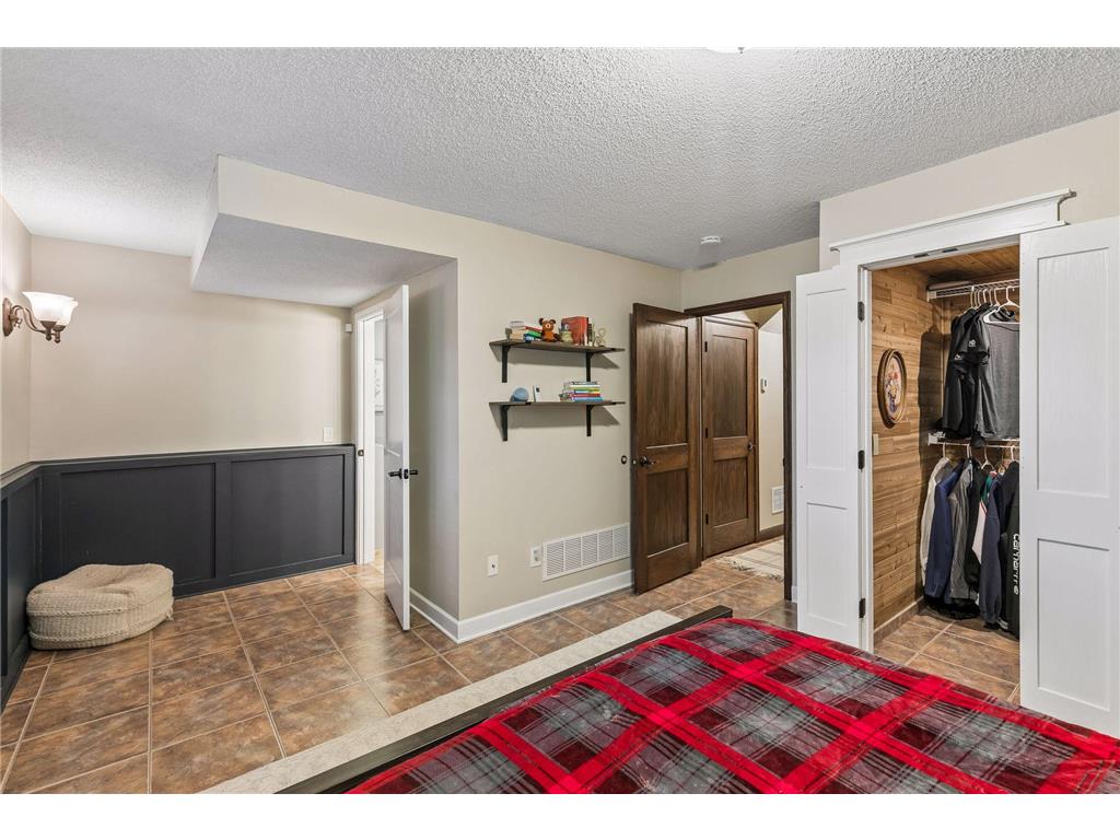 9704 172nd Street W Lakeville MN 55044 7091886 image19