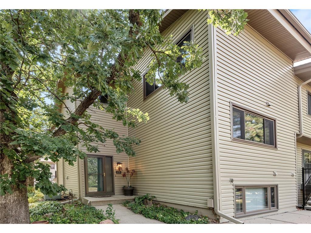 9705 Mill Creek Drive, Eden Prairie, MN, 55347 MLS 6501278 Edina