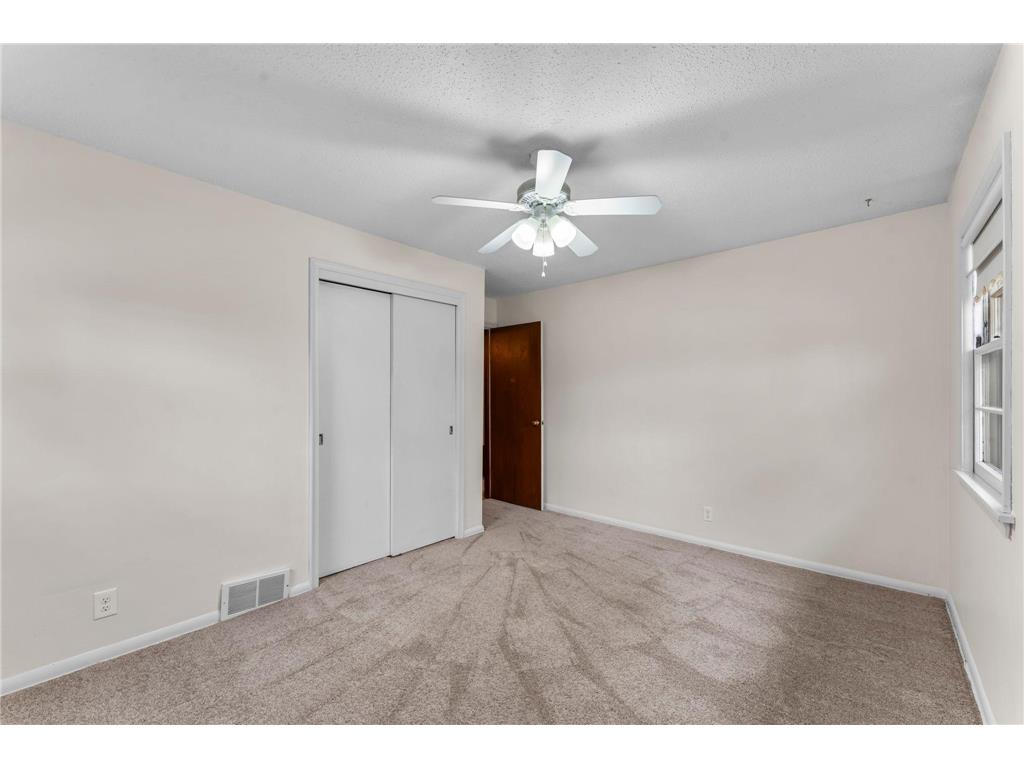 9706 Foley Boulevard NW Coon Rapids MN 55433 7037532 image22