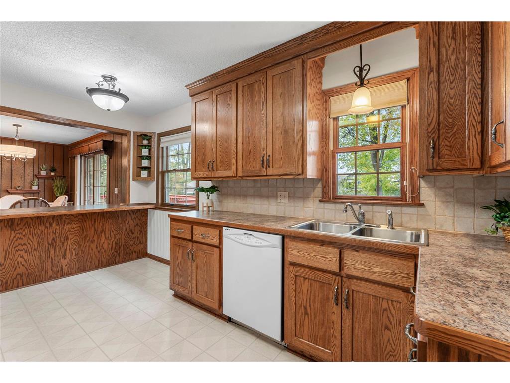 9706 Foley Boulevard NW Coon Rapids MN 55433 7037532 image9