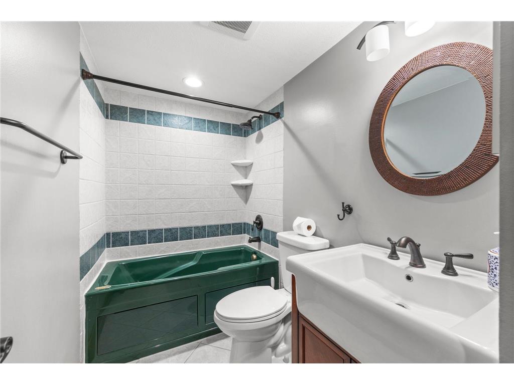 9708 Mill Creek Drive Eden Prairie MN 55347 7031508 image28