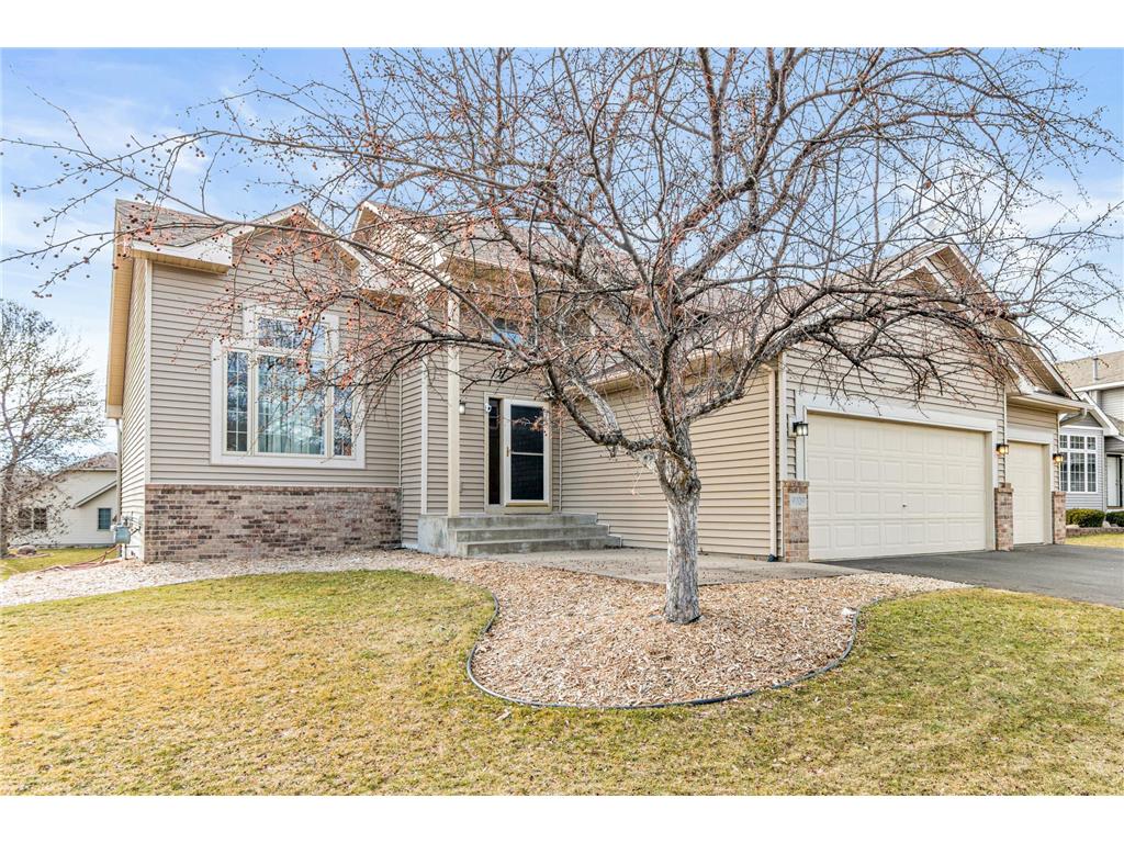 9709 Evergreen Circle N Brooklyn Park MN 55443 6511529 image1