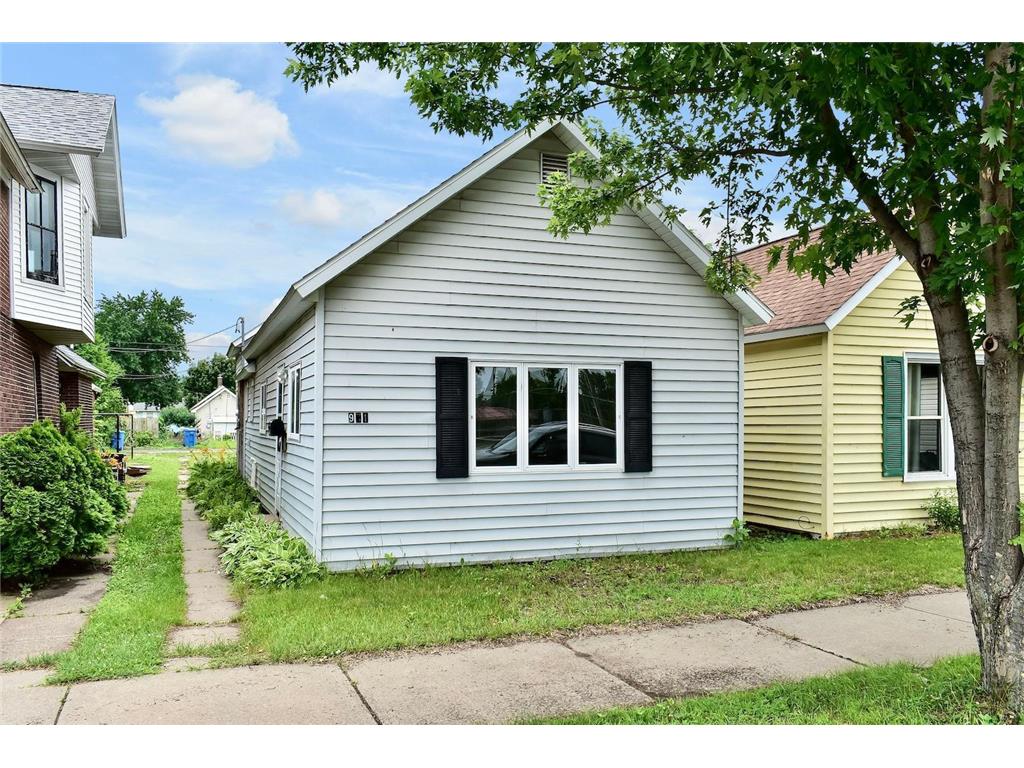 971 E 8th Street Winona MN 55987 6745313 image1