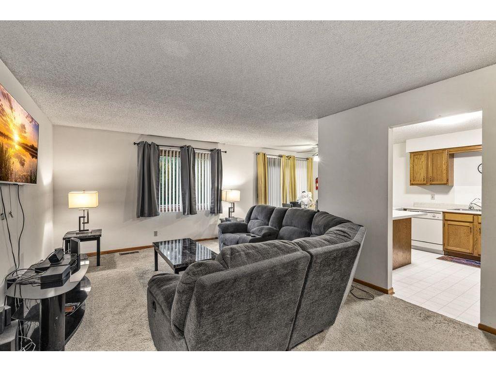 971 Heritage Court E #204 Vadnais Heights MN 55127 7051366 image4