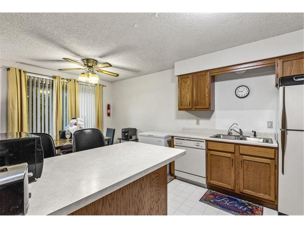 971 Heritage Court E #204 Vadnais Heights MN 55127 7051366 image8