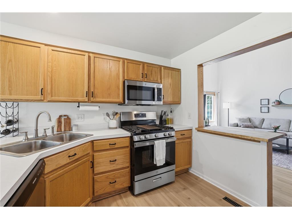 971 Lacy Court Belle Plaine MN 56011 7078069 image10