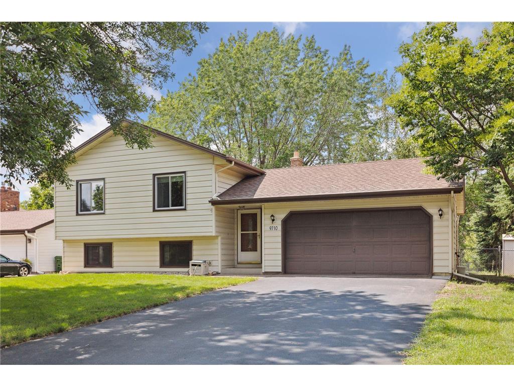 9710 Madison Street NE Blaine MN 55434 6399135 image1