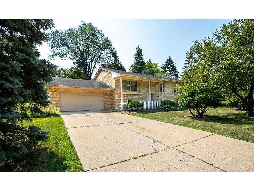 9711 Upton Road, Bloomington, MN, 55431 MLS 6028502 Edina Realty