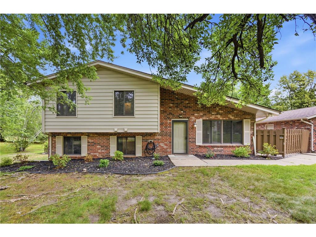 9712 Cimarron Circle Minnetonka MN 55305 7112429 image1