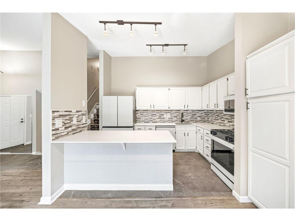 9712 Cimarron Circle Minnetonka MN 55305 7112429 image16