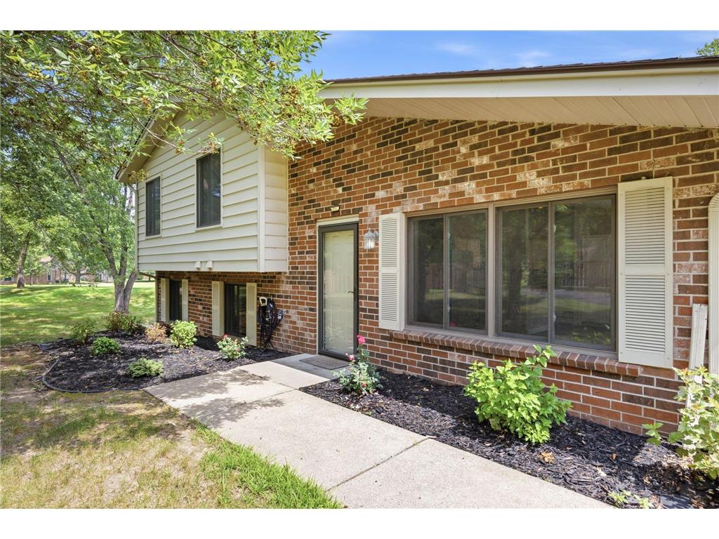 9712 Cimarron Circle Minnetonka MN 55305 7112429 image32
