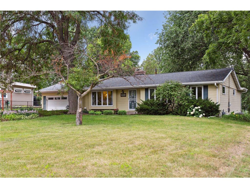 9716 Russell Avenue S, Bloomington, MN, 55431 MLS 6399361 Edina Realty