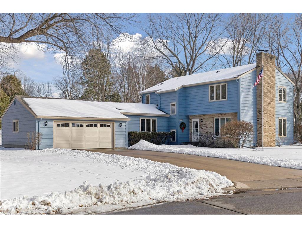 972 Lydia Drive W Roseville MN 55113 7024288 image1