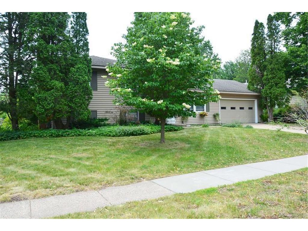 972 Whitney Drive Apple Valley MN 55124 6386254 image1