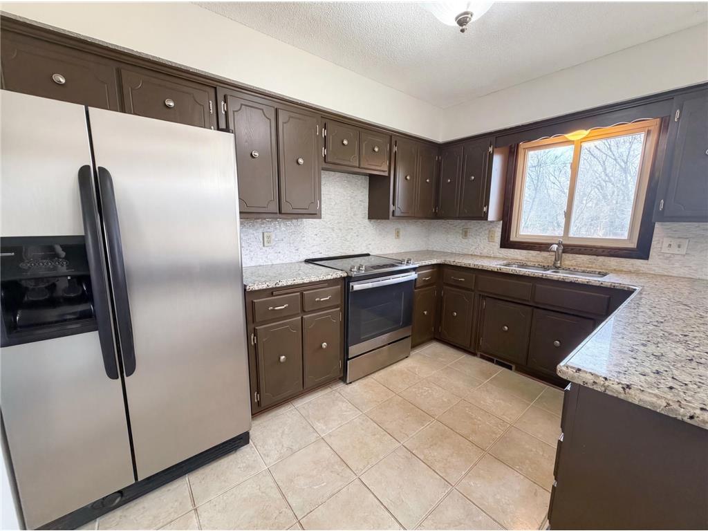 9720 Austin Street NE Blaine MN 55014 7047090 image2