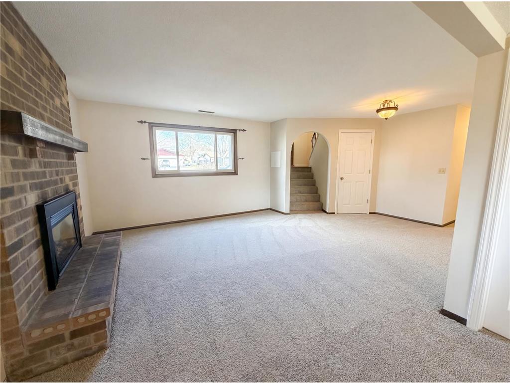 9720 Austin Street NE Blaine MN 55014 7047090 image24