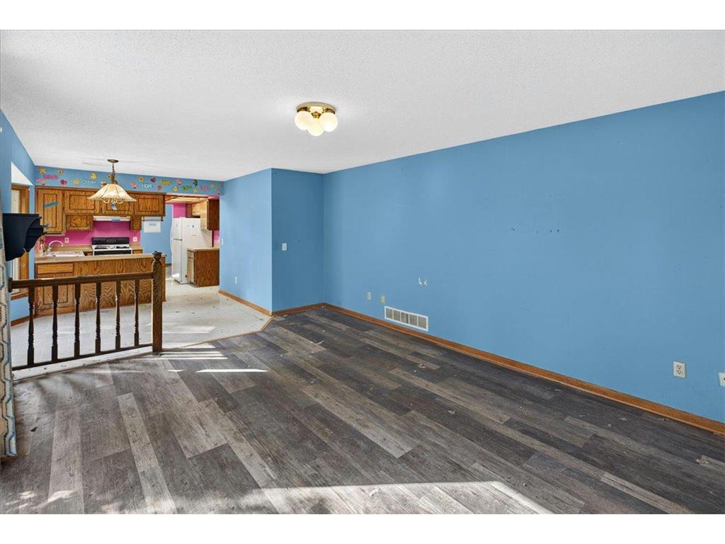 9720 Oliver Avenue N Brooklyn Park MN 55444 7107256 image16