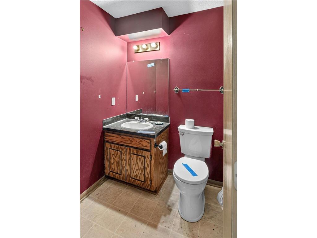 9720 Oliver Avenue N Brooklyn Park MN 55444 7107256 image17