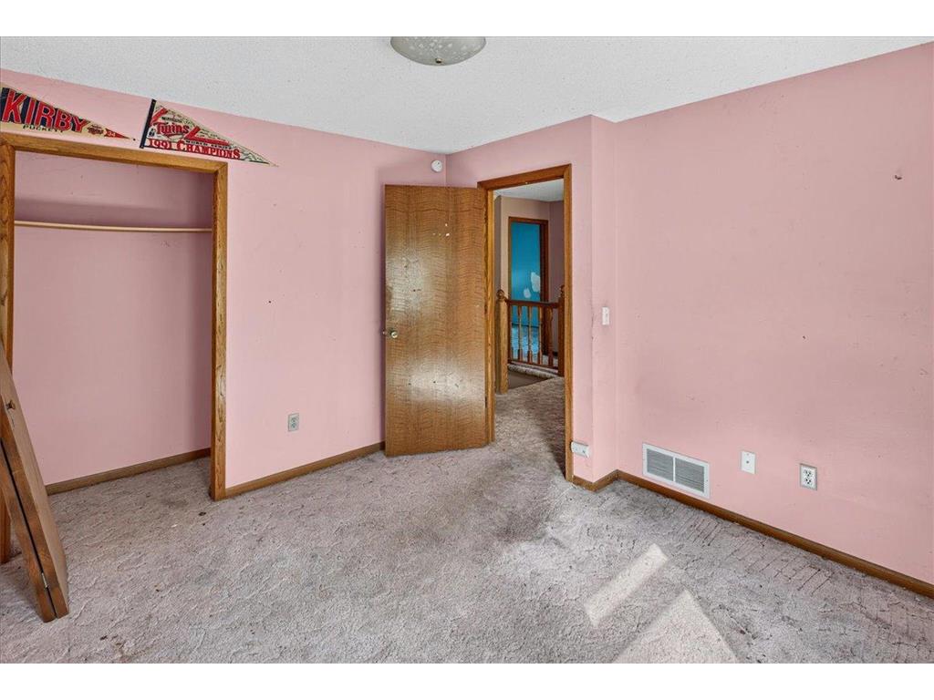 9720 Oliver Avenue N Brooklyn Park MN 55444 7107256 image27