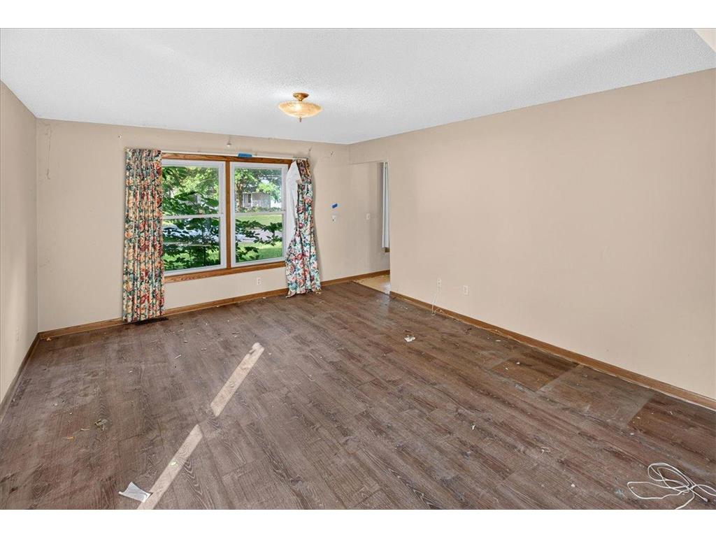 9720 Oliver Avenue N Brooklyn Park MN 55444 7107256 image9