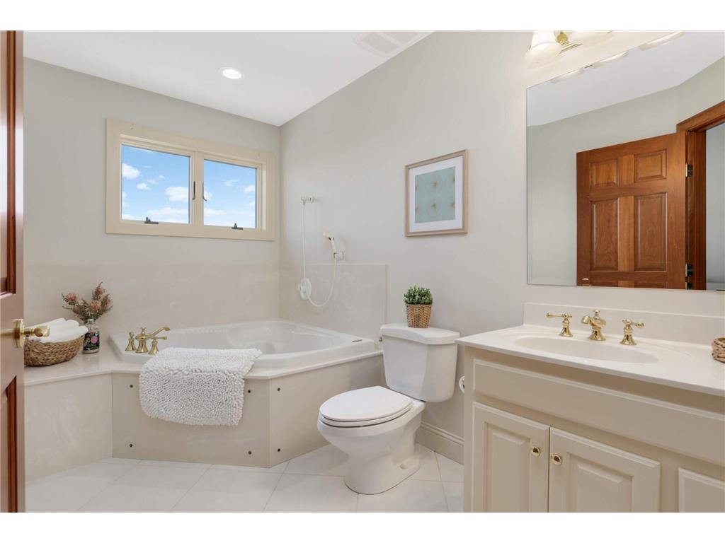 9721 Frontier Lane Credit River Twp MN 55044 6800624 image18