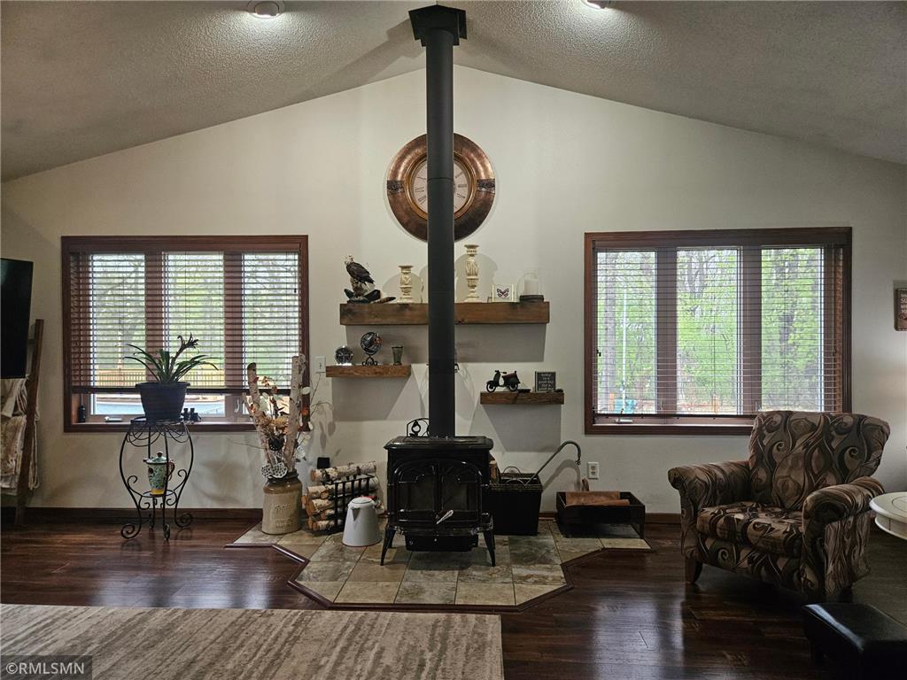 9722 302nd Avenue NW Baldwin Twp MN 55371 7070286 image4