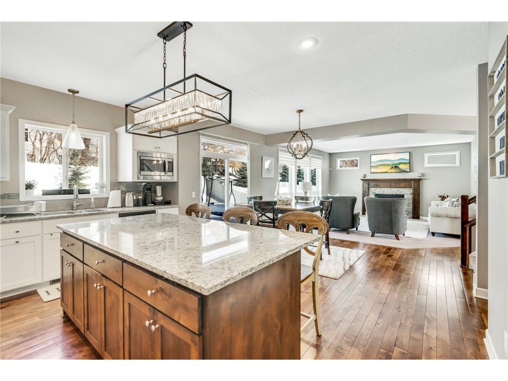 9723 198th Street W Lakeville MN 55044 6432107 image1