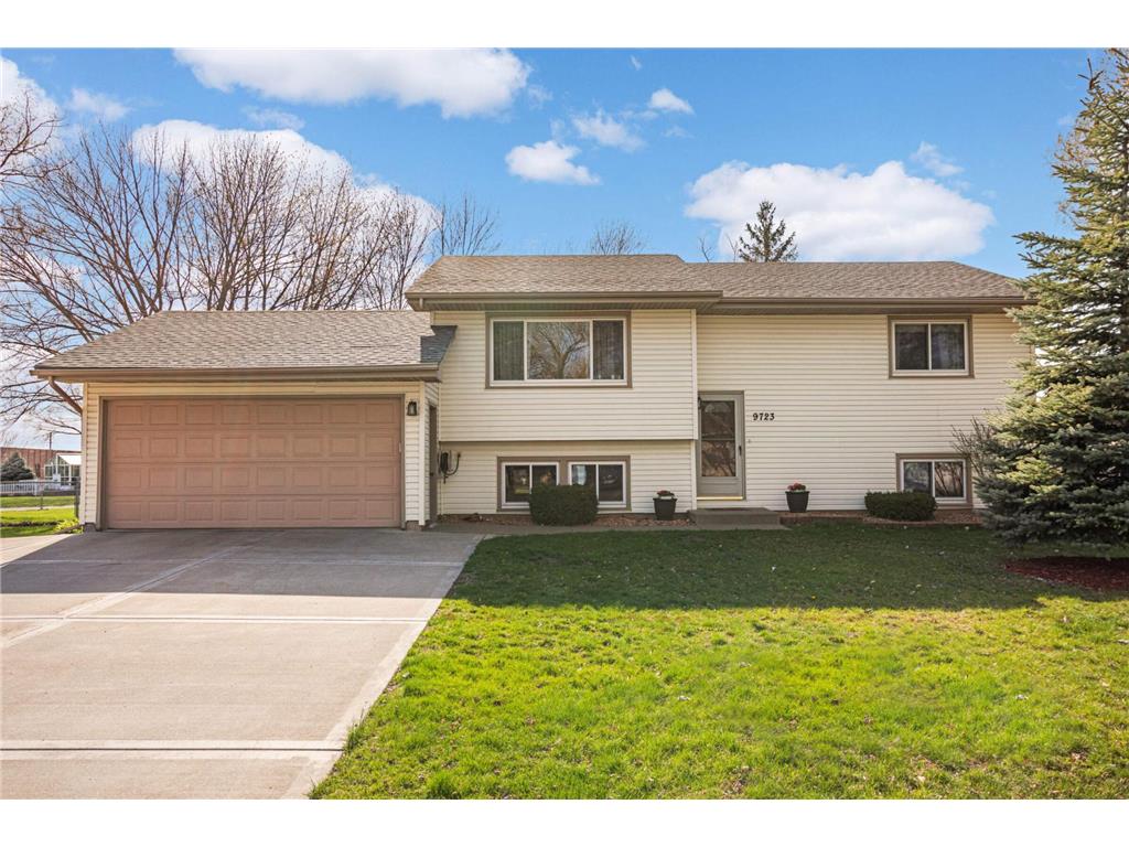 9723 Hemlock Lane N Maple Grove MN 55369 6517635 image1