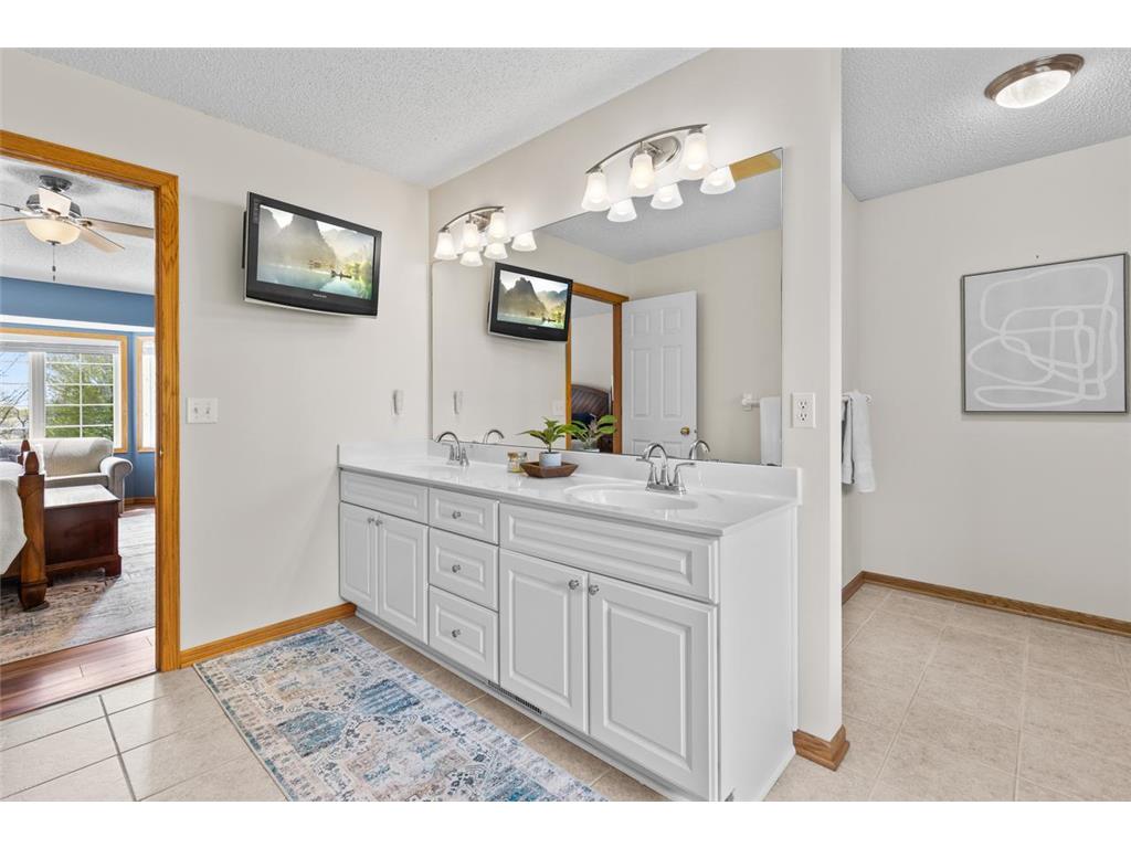 9724 Geisler Road Eden Prairie MN 55347 7063132 image25