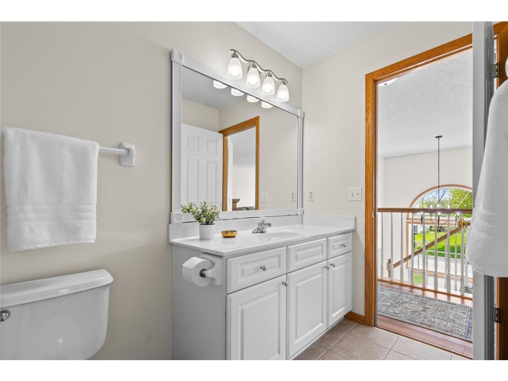 9724 Geisler Road Eden Prairie MN 55347 7063132 image37
