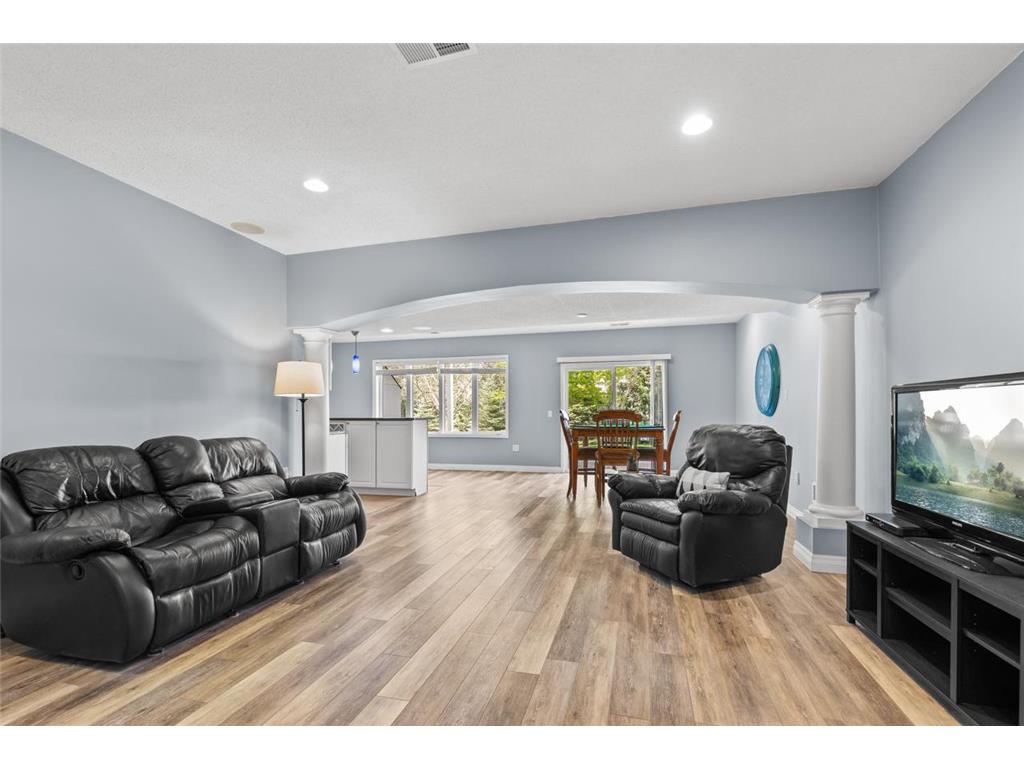 9724 Geisler Road Eden Prairie MN 55347 7063132 image40