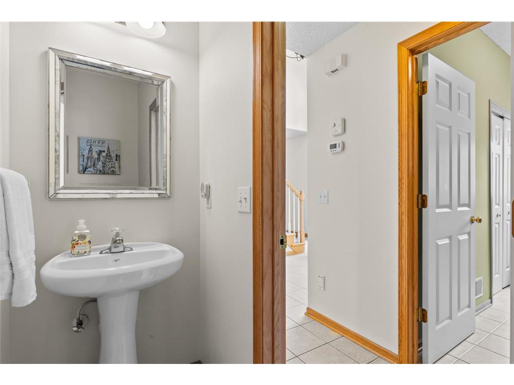 9724 Geisler Road Eden Prairie MN 55347 7063132 image52