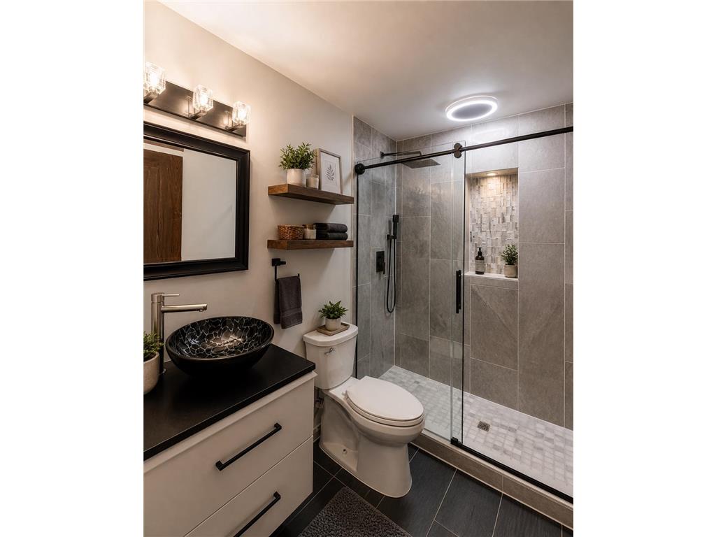 9724 Washburn Avenue N Brooklyn Park MN 55444 7063836 image21