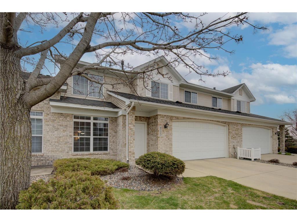 9725 Belmont Lane, Eden Prairie, MN 55347 MLS 6180790 Edina Realty