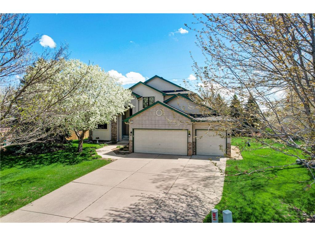 9725 Greenspruce Court N Brooklyn Park MN 55443 6517714 image1