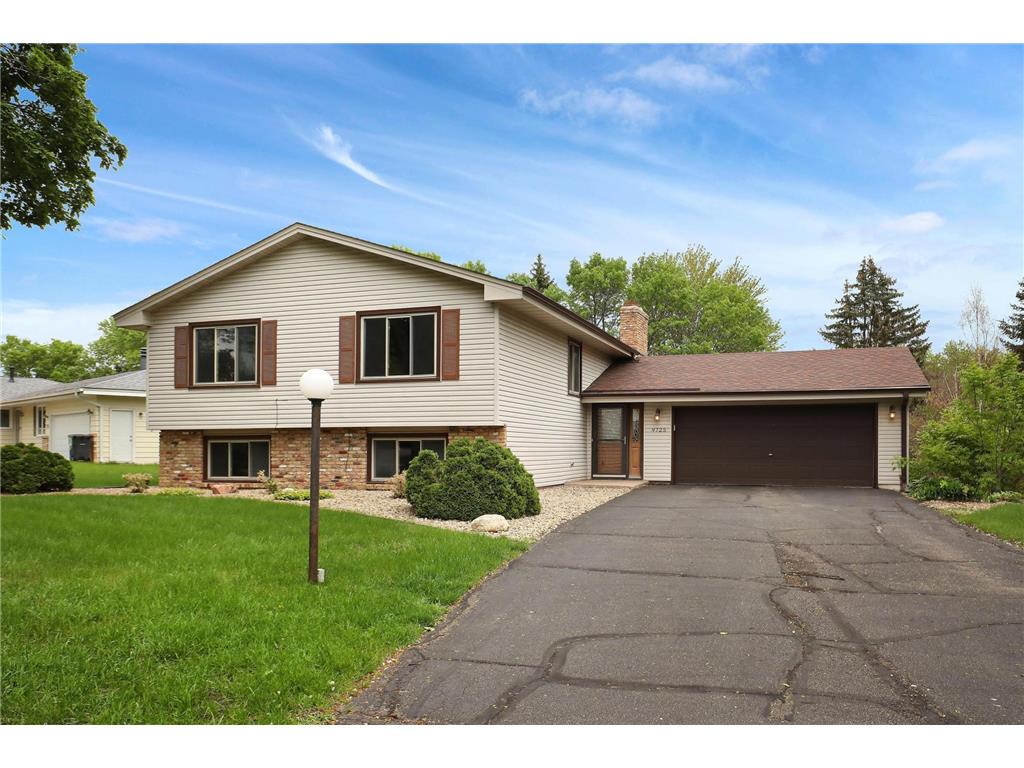 9725 Rich Curve, Bloomington, MN, 55437 MLS 6367882 Edina Realty