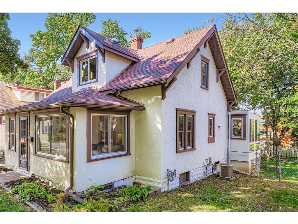 973 43rd Avenue NE Columbia Heights MN 55421 6778084 image1