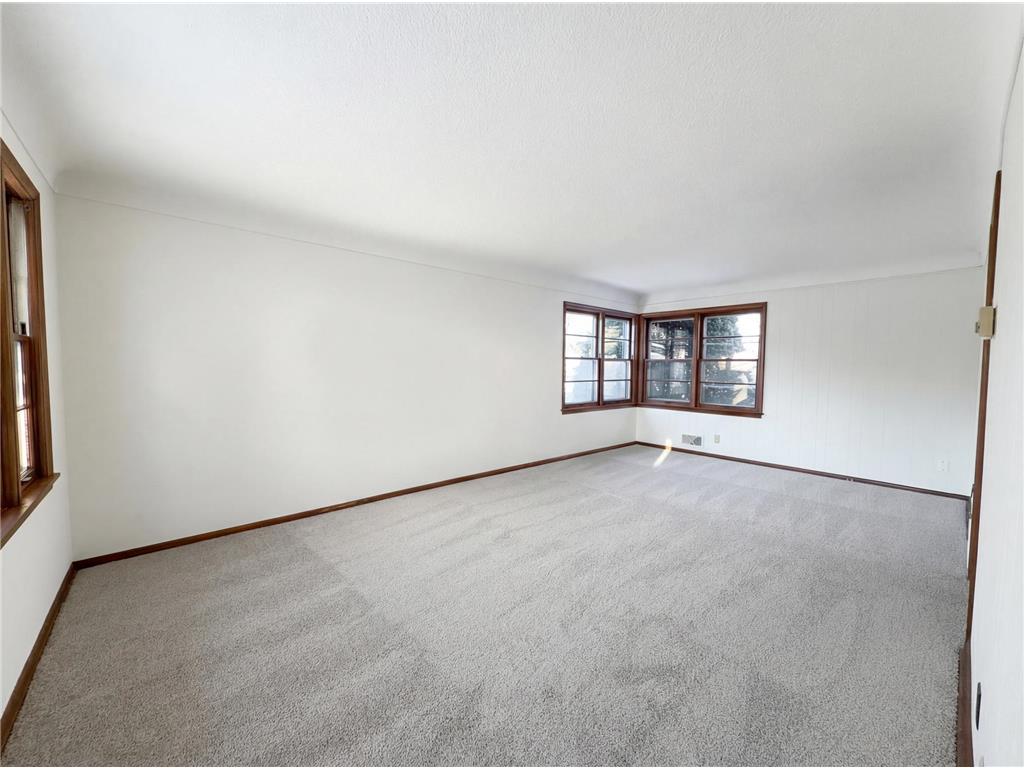 973 Bidwell Street West Saint Paul MN 55118 7026324 image11