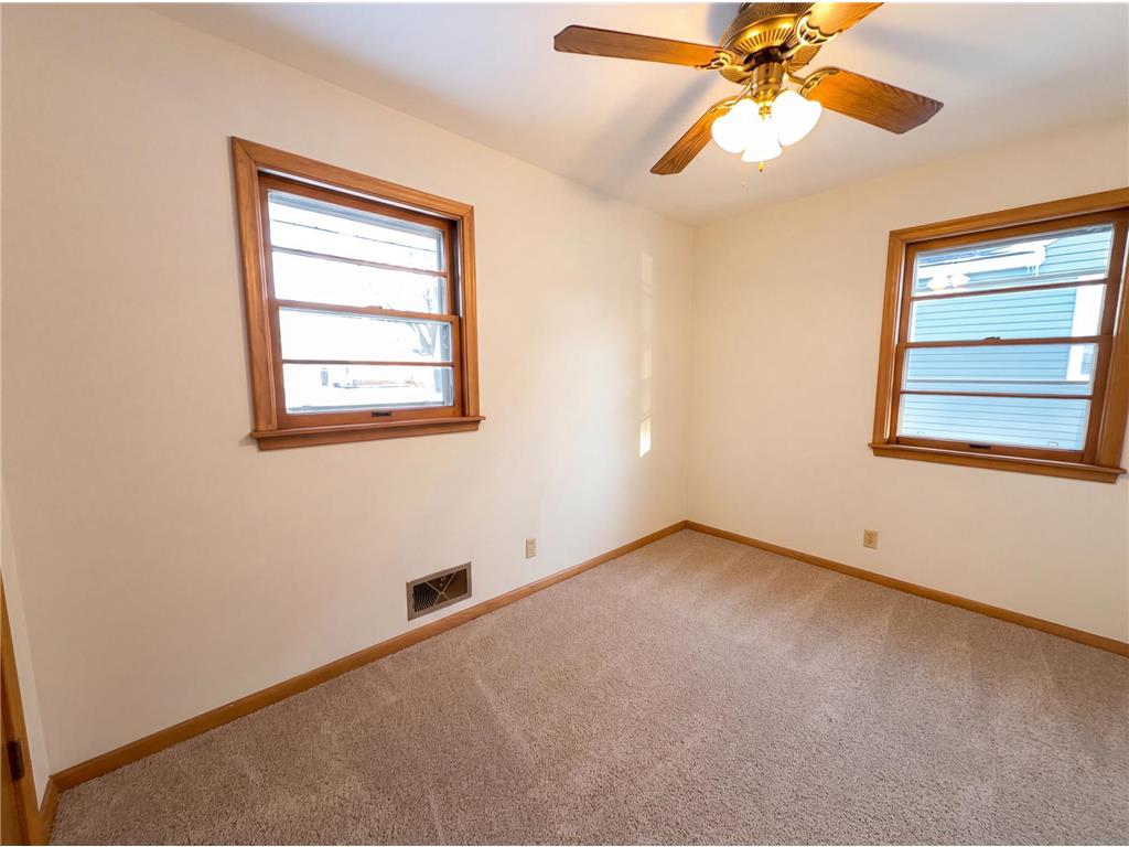 973 Bidwell Street West Saint Paul MN 55118 7026324 image15