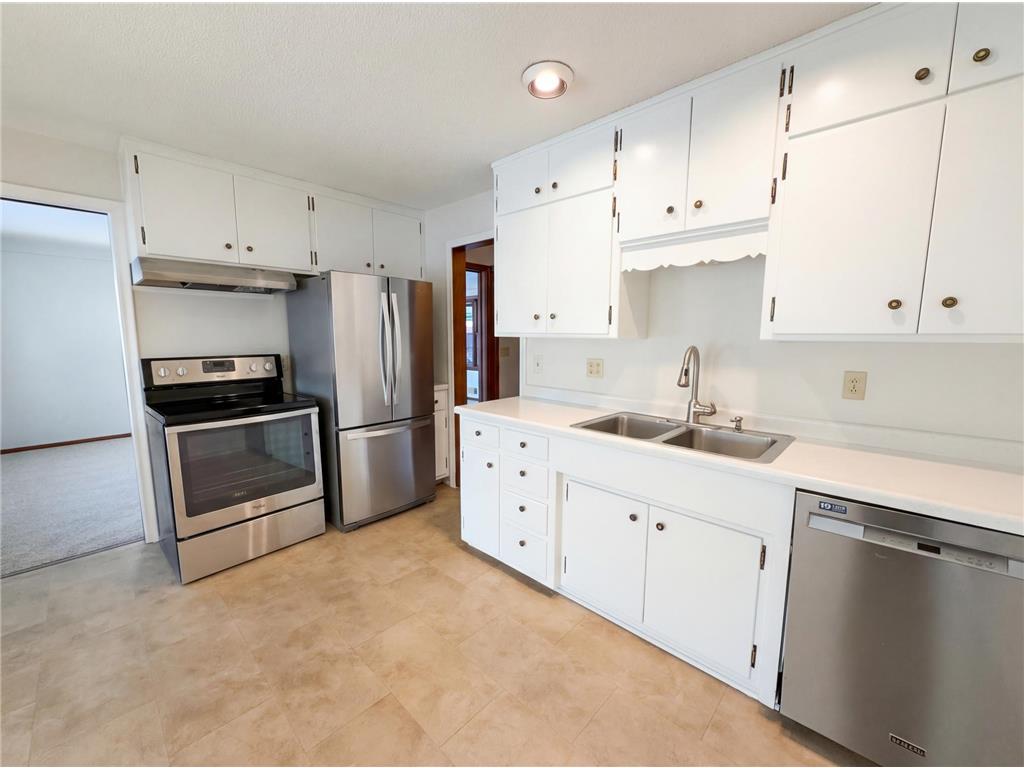 973 Bidwell Street West Saint Paul MN 55118 7026324 image2
