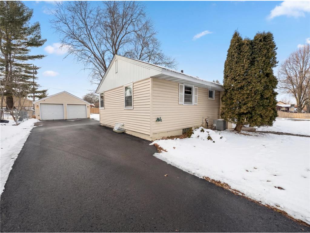 973 Bidwell Street West Saint Paul MN 55118 7026324 image6