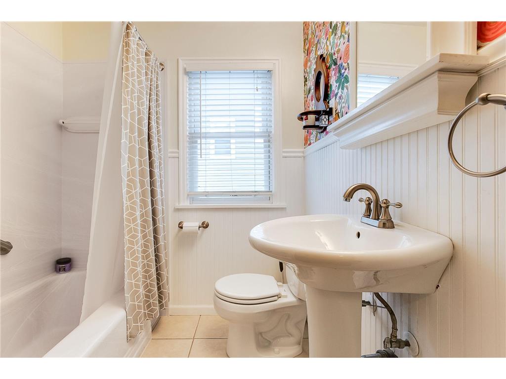 973 Galvin Avenue West Saint Paul MN 55118 7094201 image18