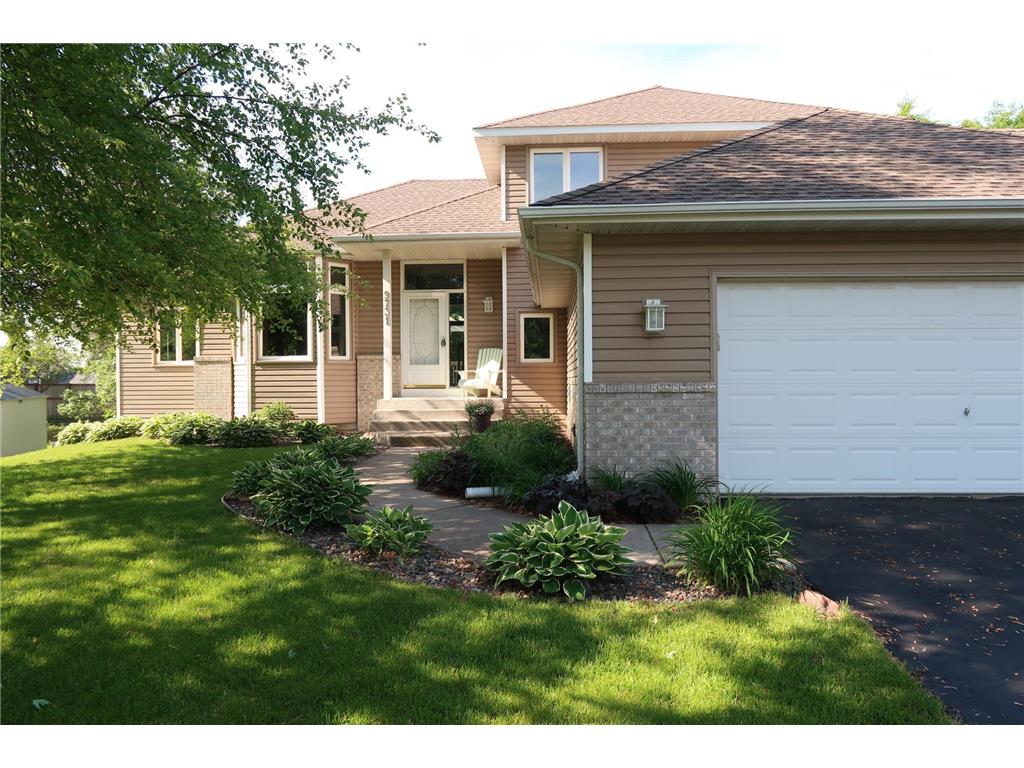 9731 Greenspruce Court N Brooklyn Park MN 55443 7046642 image2