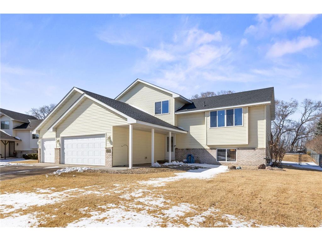 9733 Woodcrest Court Monticello MN 55362 6679978 image1